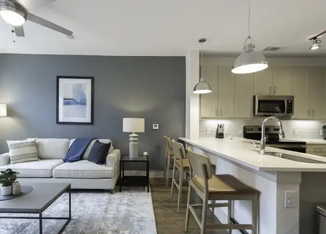 Property at 400 S Hall St #410, Dallas, TX, 75226, 1 bed, 1 bath, [object Object]