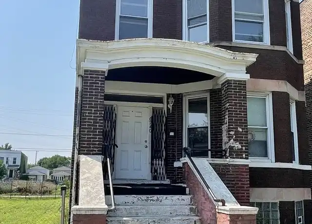 Property at 6740 S Saint Lawrence Ave, Chicago, IL, 60637, 3 beds, 1 bath, [object Object]
