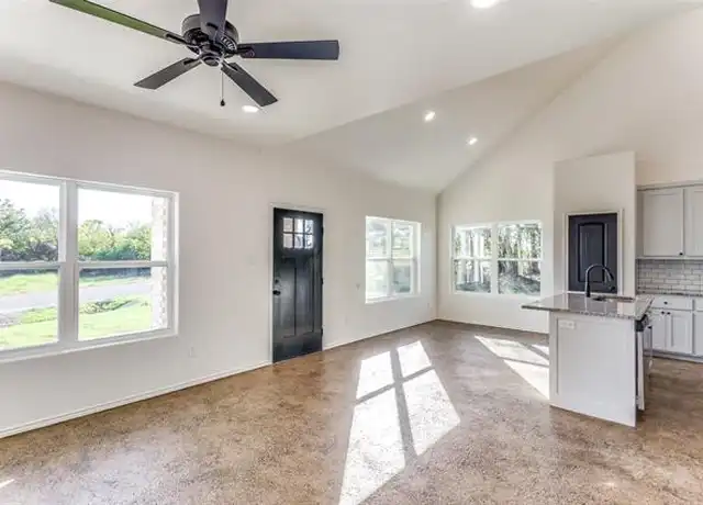 Property at 110 Dealva Ct, Weatherford, TX, 76088, 4 beds, 2.5 baths, [object Object]