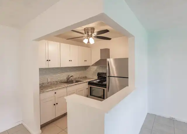 Property at 138 Fanshaw D, Boca Raton, FL, 33434, 1 bed, 1.5 baths, [object Object]