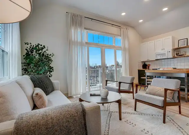 Property at Flats on East Gay - 934 E Gay St, Columbus, OH, 43203, 0 beds, 1 bath, [object Object]