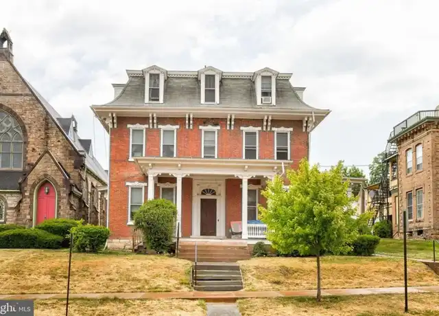 Property at 137 W Linn St, Bellefonte, PA, 16823, 1 bed, 1 bath, [object Object]