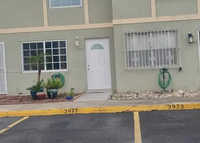 Property at 3973 W 9th Ln #3, Hialeah, FL, 33012, 2 beds, 1.5 baths, [object Object]