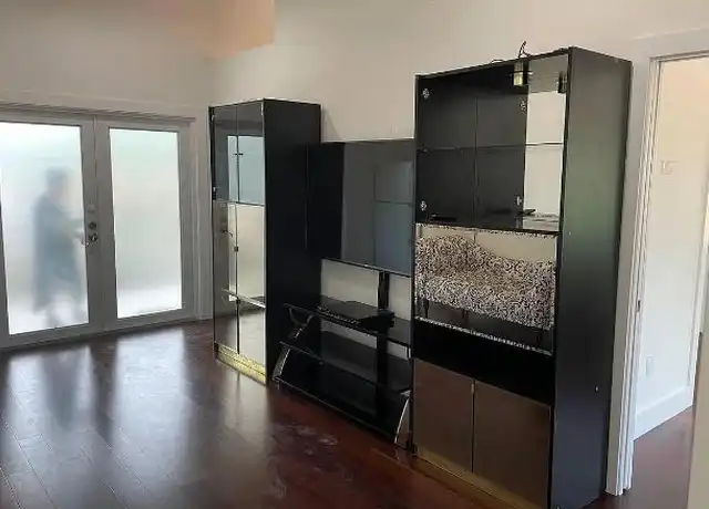 Property at 16400 NW 82nd Ct, Hialeah, FL, 33016, 2 beds, 1 bath, [object Object]