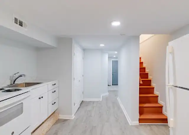 Property at 147 S Morley St Unit 1, Baltimore, MD, 21229, 1 bed, 1 bath, [object Object]