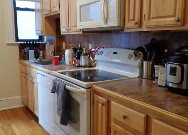 Property at 40 Carlton St Unit 5, Brookline, MA, 02446, 2 beds, 1 bath, [object Object]