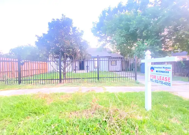 Property at 4604 Dewberry St, Houston, TX, 77021, 4 beds, 2 baths, [object Object]
