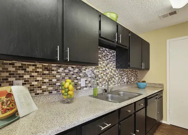 Property at 8856 Fair Oaks Xing Unit 292, Dallas, TX, 75243, 1 bed, 1 bath, [object Object]