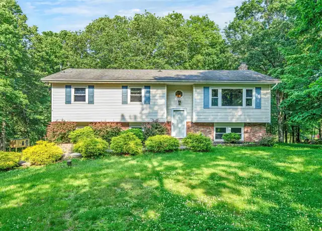 Property at 128 Cedar Cliff Rd, Monroe, NY, 10950, 3 beds, 2 baths, [object Object]