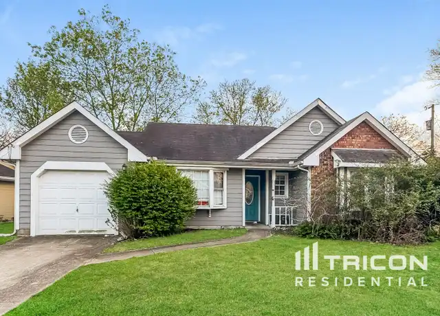 Property at 106 Agee Cir E, Hendersonville, TN, 37075, 3 beds, 2 baths, [object Object]