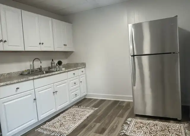 Property at 156 Garfield Ave Unit 9, New London, CT, 06320, 2 beds, 1 bath, [object Object]