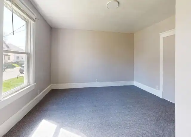 Property at 427 Smith Ave NW Unit 2, Canton, OH, 44708, 1 bed, 1 bath, [object Object]