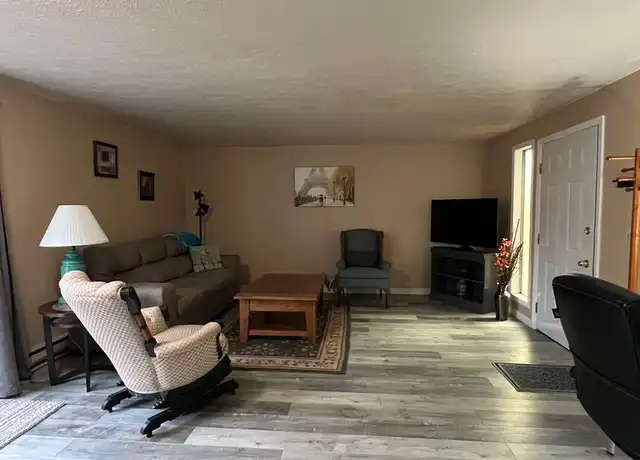 Property at 2121 N Eldorado Ave Unit 05, Klamath Falls, OR, 97601, 1 bed, 1 bath, [object Object]