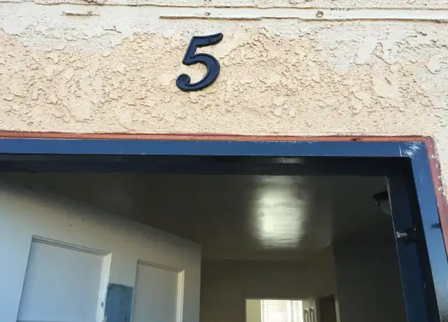 Property at 7404 S Western Ave Unit 5=3+1@74025, Los Angeles, CA, 90047, 3 beds, 1 bath, [object Object]