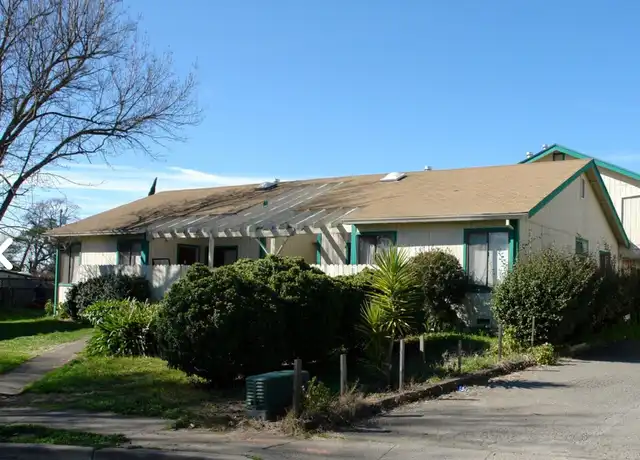 Property at 2369 Kenton Ct Unit B, Santa Rosa, CA, 95407, 3 beds, 1 bath, [object Object]