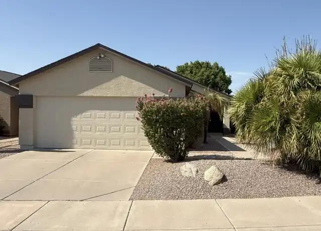 Property at 2908 W Potter Dr, Phoenix, AZ, 85027, 3 beds, 2 baths, [object Object]