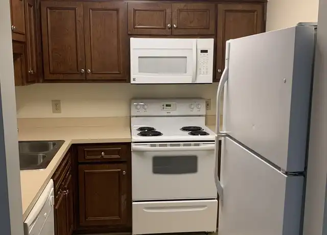 Property at 1902 Bunker Hill Rd Unit D, Columbus, GA, 31907, 2 beds, 1.5 baths, [object Object]