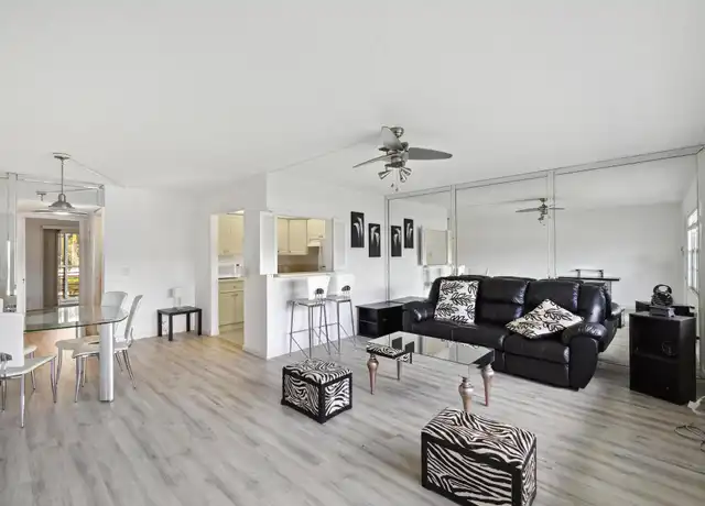 Property at 146 Suffolk F #146, Boca Raton, FL, 33434, 1 bed, 1.5 baths, [object Object]