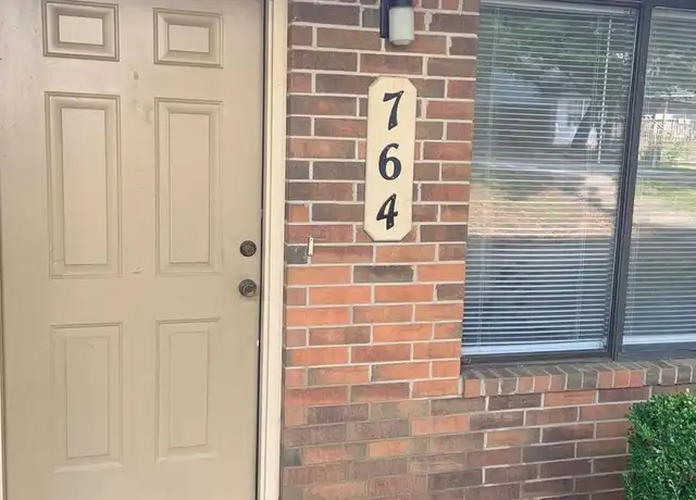 Property at 736 N Storer Ave Unit 764, Fayetteville, AR, 72701, 2 beds, 1.5 baths, [object Object]