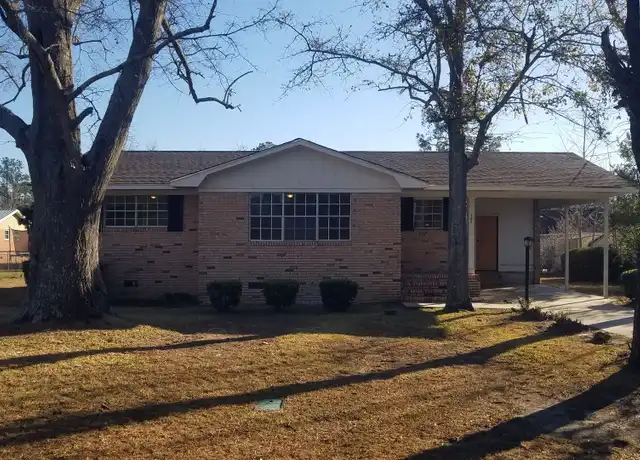 Property at 305 Blakely St, Hahira, GA, 31632, 3 beds, 1.5 baths, [object Object]
