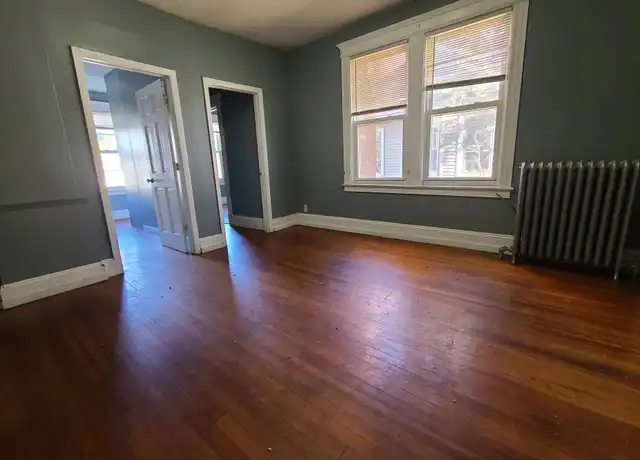 Property at 821 Capitol Ave Unit 2E, Hartford, CT, 06106, 3 beds, 1 bath, [object Object]