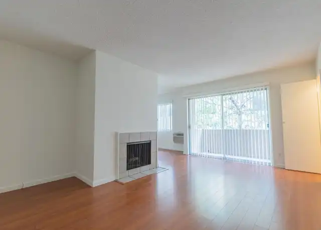 Property at 1255 Granville Ave Unit 7, Los Angeles, CA, 90025, 1 bed, 1 bath, [object Object]