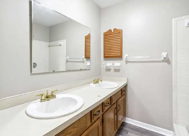 Property at 511 SW 69th St, Gainesville, FL, 32607, 1 bed, 1 bath, [object Object]