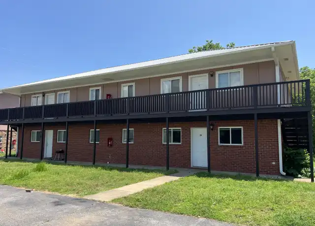 Property at 2401 W Main St Unit 2C, Clarksville, AR, 72830, 3 beds, 2 baths, [object Object]