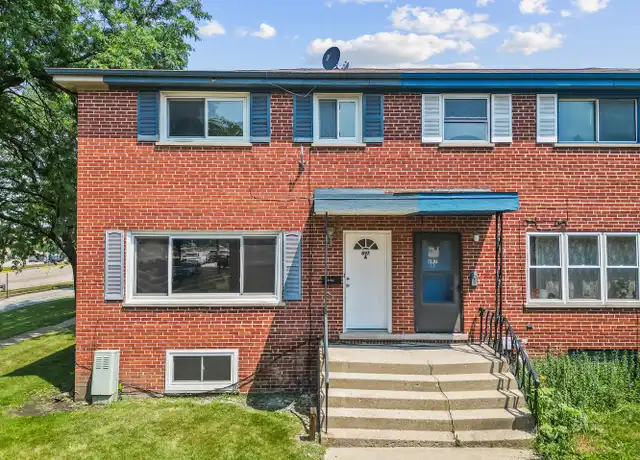 Property at 897 W North Ave Unit A, Villa Park, IL, 60181, 3 beds, 1.5 baths, [object Object]