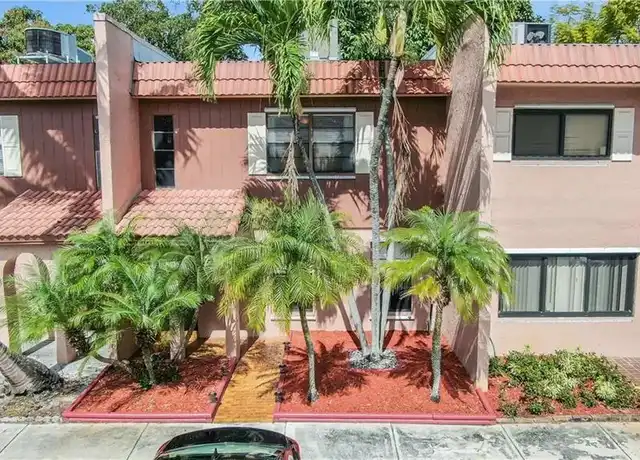 Property at 42 Matador Ln #42, Davie, FL, 33324, 3 beds, 3 baths, [object Object]