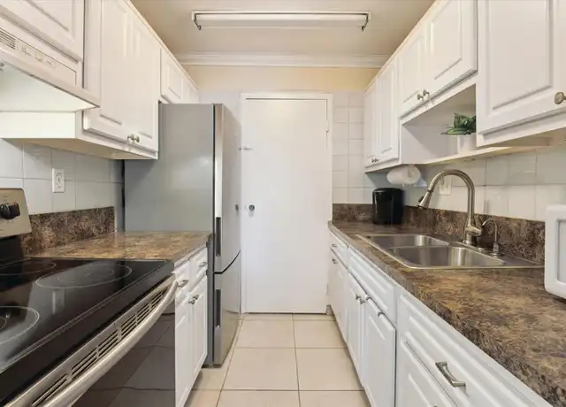 Property at 720 Orton Ave #206, Fort Lauderdale, FL, 33304, 2 beds, 1 bath, [object Object]