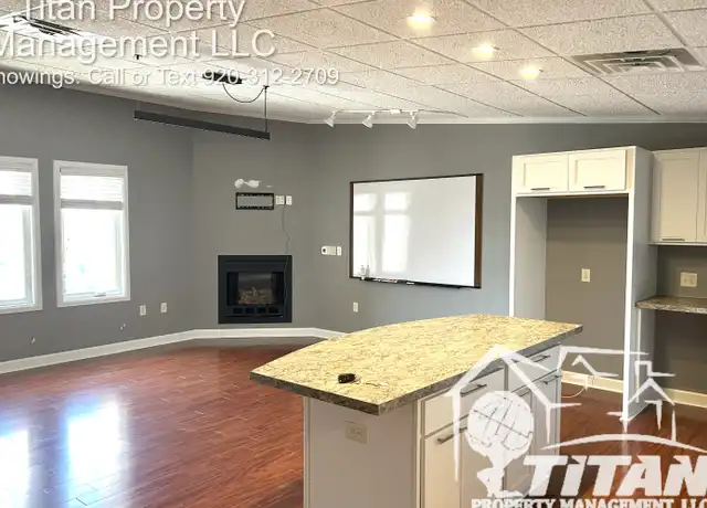 Property at 88 S Portland St Unit 210, Fond du Lac, WI, 54935, 2 beds, 1 bath, [object Object]