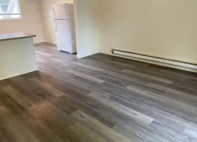 Property at 818 Taylor St Unit F, Medford, OR, 97504, 2 beds, 1 bath, [object Object]