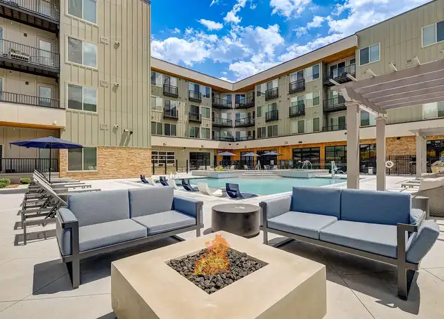 Property at The Plaza at Pikes Peak - 710 E Pikes Peak Ave, Colorado Springs, CO, 80903, 1 bed, 1 bath, [object Object]