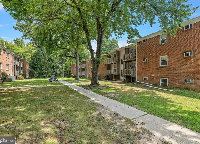 Property at 200 Brandywine Blvd Unit C4, Wilmington, DE, 19803, 2 beds, 1 bath, [object Object]