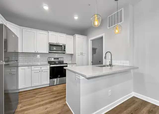 Property at Stonehaven Overland Park - 15100 Lamar Ave, Overland Park, KS, 66223, 2-3 beds, 2-3 baths, [object Object]