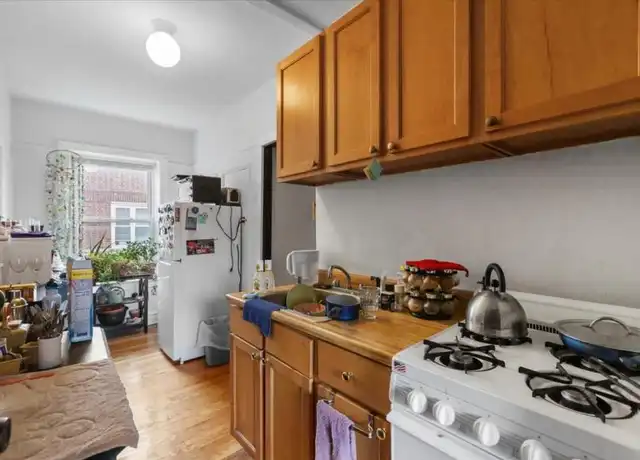 Property at 658 W Oakdale Ave, Chicago, IL, 60657, 0 beds, 1 bath, [object Object]