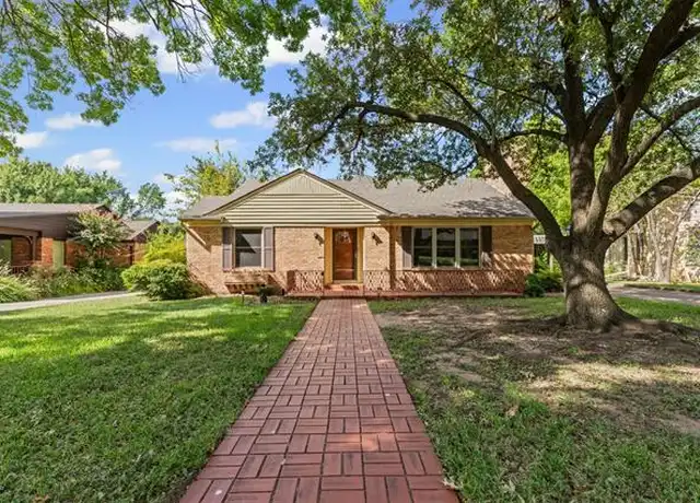 Property at 945 Sam Dealey Dr, Dallas, TX, 75208, 4 beds, 3 baths, [object Object]