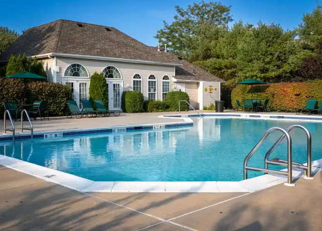 Property at 100 Saddle Cove Rd Unit 502, Bohemia, NY, 11716, 2 beds, 2 baths, [object Object]