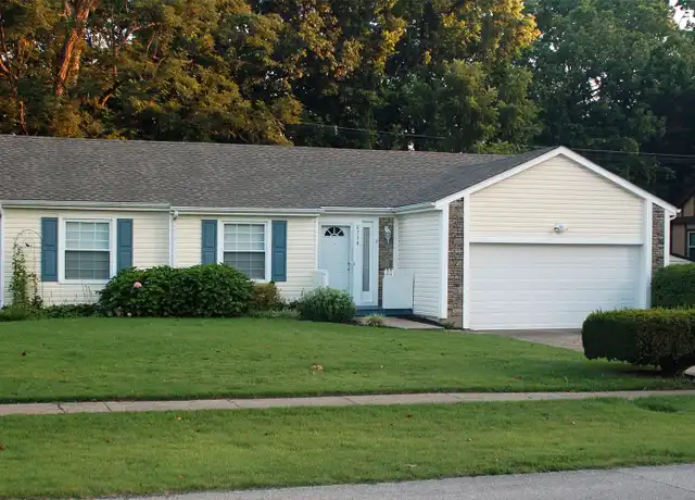 Property at 8734 Lantern Lite Pkwy, Louisville, KY, 40220, 3 beds, 2 baths, [object Object]