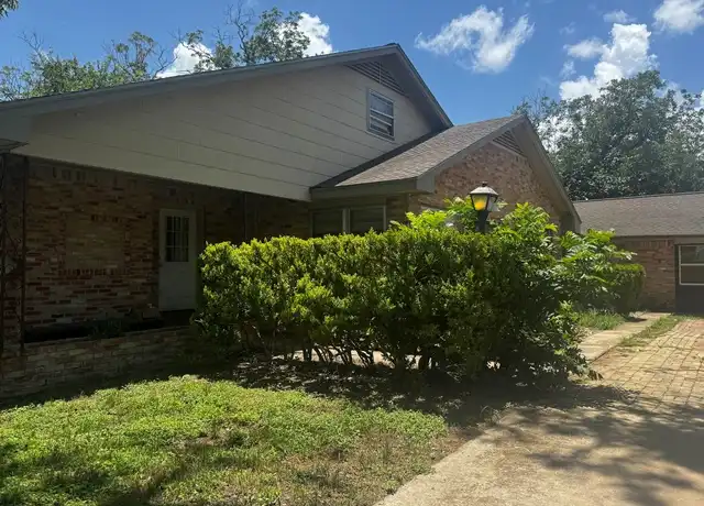 Property at 1511 Old Ranch Road 12, San Marcos, TX, 78666, 8 beds, 4 baths, [object Object]