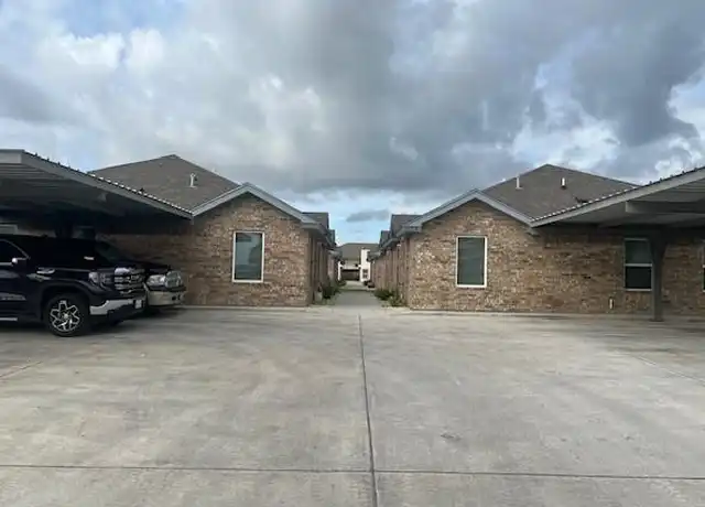 Property at 825 S Mississippi St Unit B, Alton, TX, 78573, 2 beds, 2 baths, [object Object]