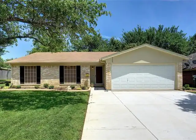 Property at 7004 Green Ridge Trl, North Richland Hills, TX, 76182, 3 beds, 2 baths, [object Object]