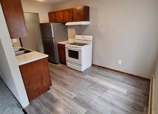 Property at 1676 N English St Unit 202, St Paul, MN, 55106, 2 beds, 1 bath, [object Object]