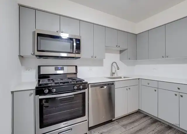 Property at 705 S Milwaukee Ave, Libertyville, IL, 60048, 2 beds, 1.5 baths, [object Object]