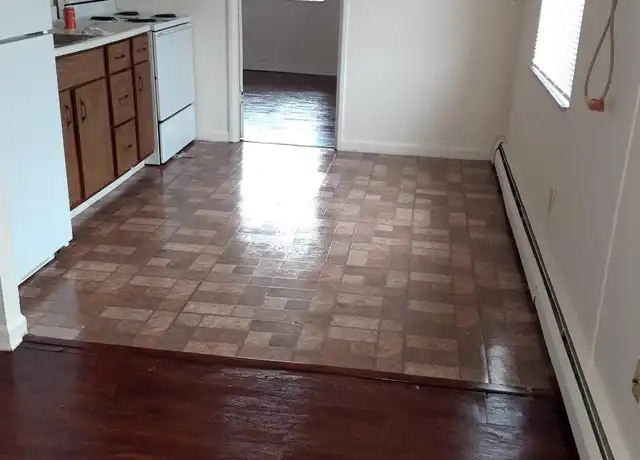 Property at 2897 Harrison Ave, Cincinnati, OH, 45211, 1 bed, 1 bath, [object Object]