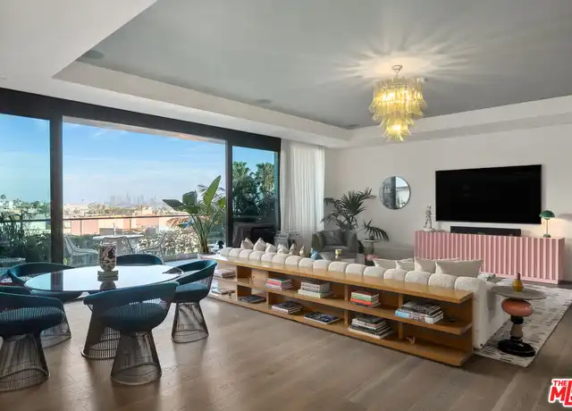 Property at 8420 W Sunset Blvd #504, West Hollywood, CA, 90069, 3 beds, 4 baths, [object Object]