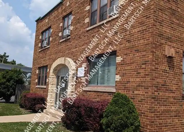 Property at 7902 W National Ave Unit 14, West Allis, WI, 53214, 1 bed, 1 bath, [object Object]