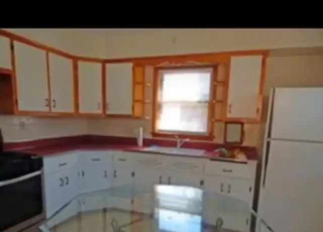 Property at 2311 10th St, Rockford, IL, 61104, 3 beds, 1 bath, [object Object]
