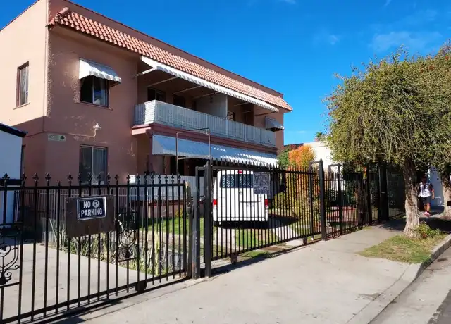 Property at 1645 N Harvard Blvd Unit 04, Los Angeles, CA, 90027, 0 beds, 1 bath, [object Object]
